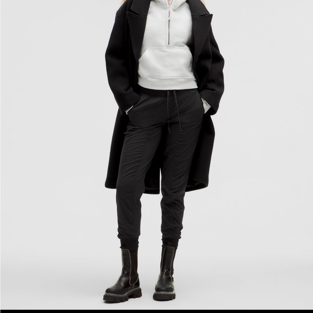 Lululemon Size 8 Dance Studio Mid-Rise Jogger
Full Length